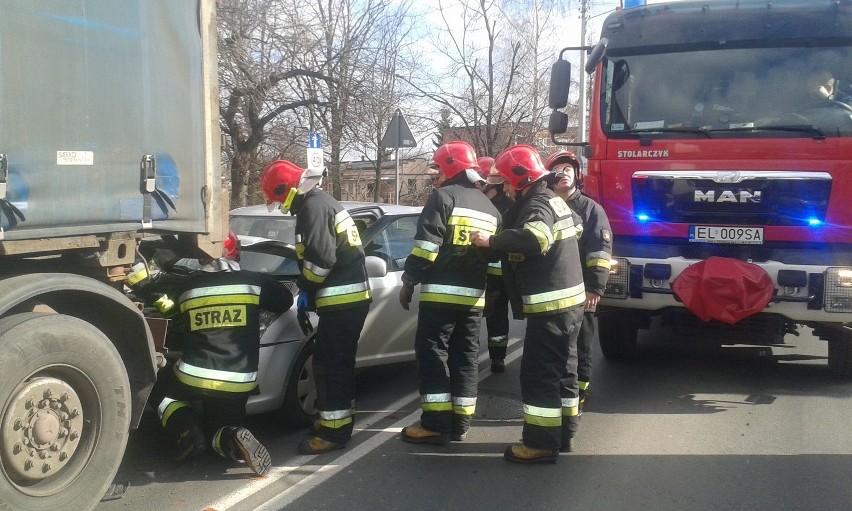 Wypadek na ul. Łowickiej w Skierniewicach wydarzył się w...