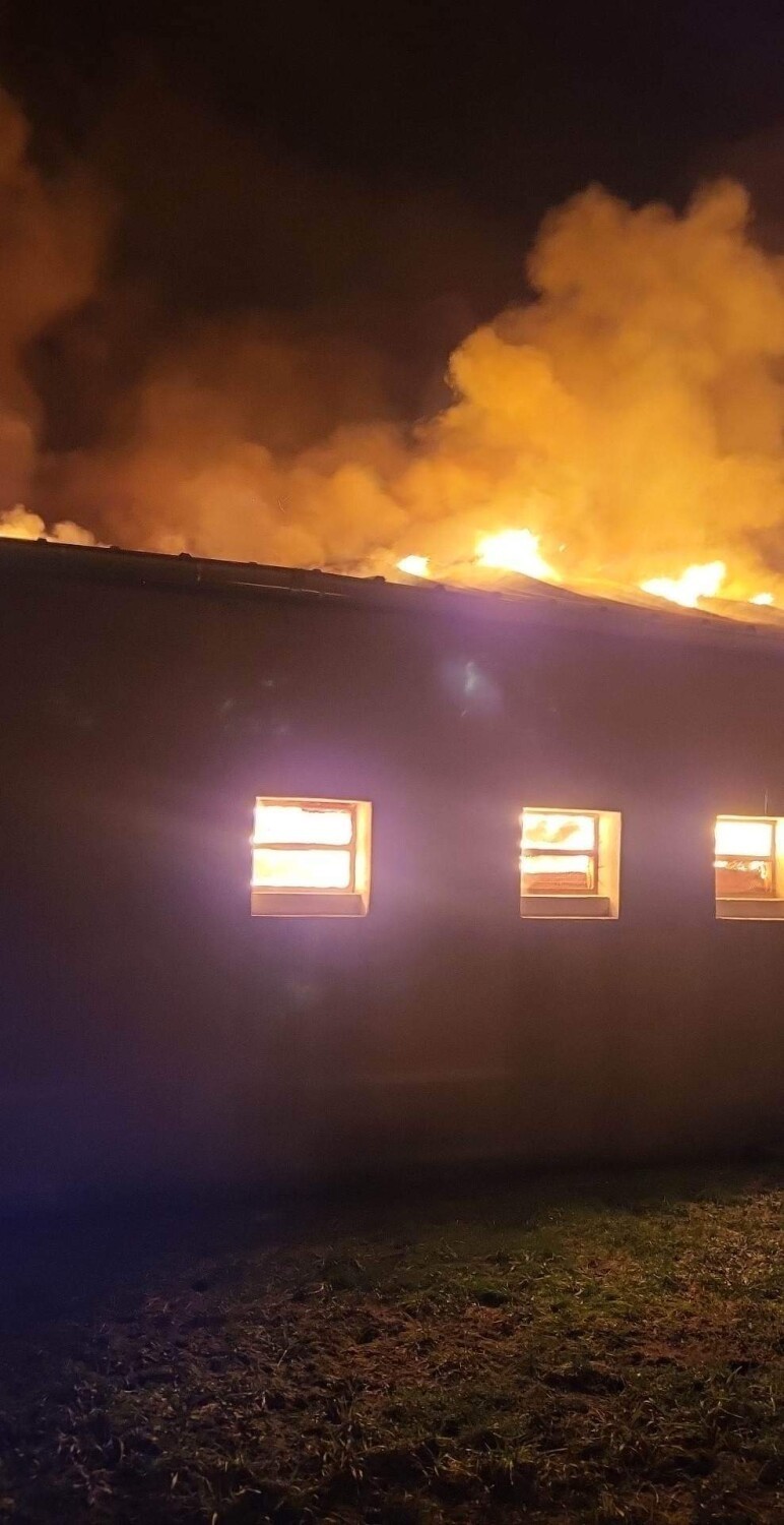 Ogromny pożar kurnika w Złotopolu. (Zdjęcie ilustracyjne)