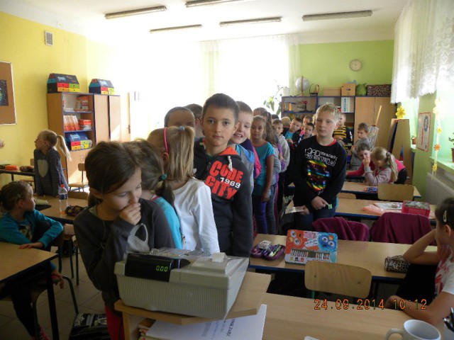 Pracownicy kraśnickiego fiskusa zorganizowali edukacyjną akcję dla dzieci