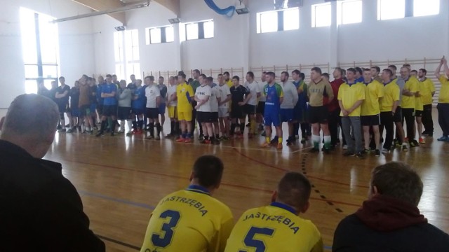 OSP Hel mistrzem strażackiego futsalu w powiecie puckim