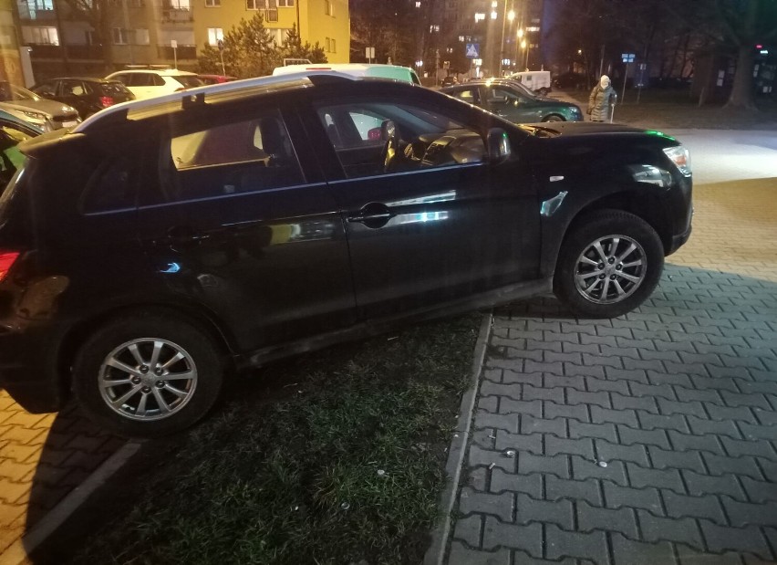 Zobacz jak parkują kierowcy w Katowicach, Sosnowcu,...