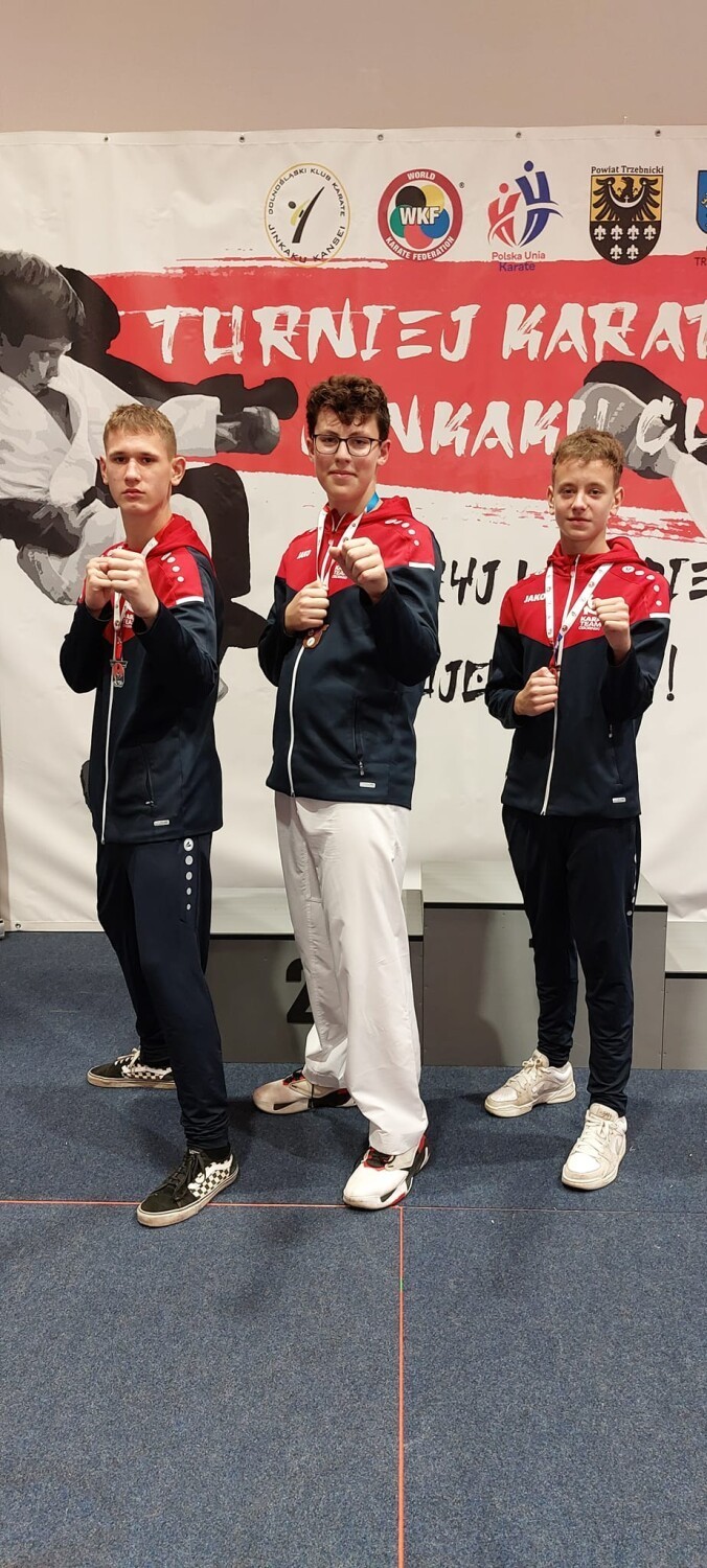 Wrócili z 11 medalami z Ogólnopolskiego Turnieju Karate w Trzebnicy. Młodzi sportowcy z Obornik w świetnej formie