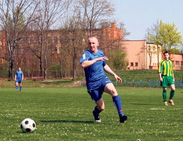 Hubert Gmaj w meczu Unii Ząbkowice z Uranią postawił kropkę nad i