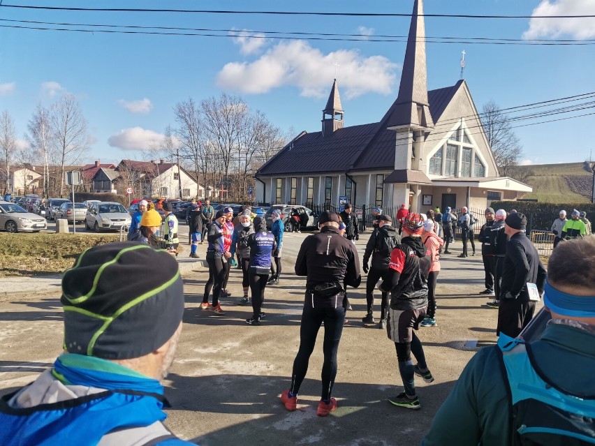 Biegi i Nordic Walking Wielki Las w Woli Zgłobieńskiej. Wystartowało ponad 260 uczestników