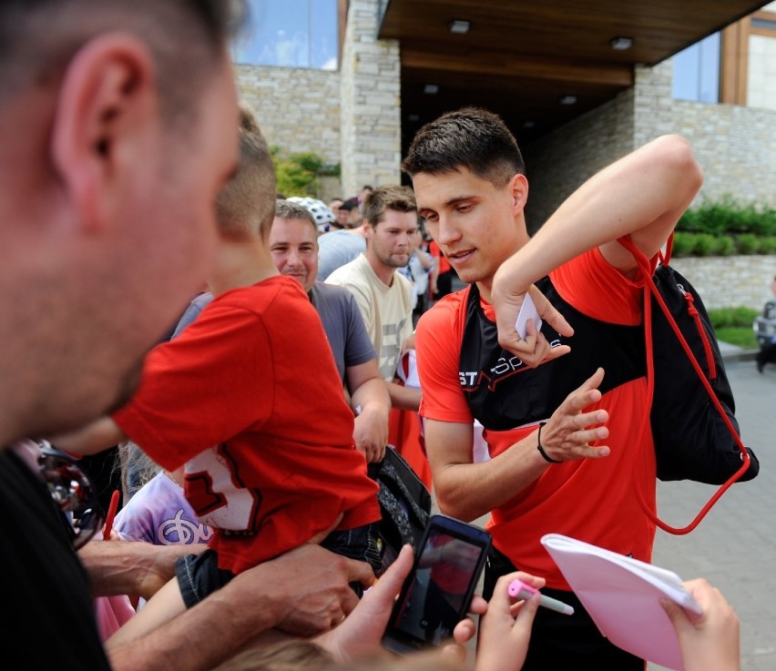 Dwa treningi zamiast jednego. Kadrowicze znów rozdawali autografy [ZDJĘCIA]