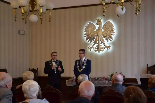 Pałac Ślubów w Katowicach z nowym godłem