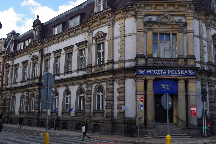 Gmach poczty przy Słowiańskiej nie będzie remontowany