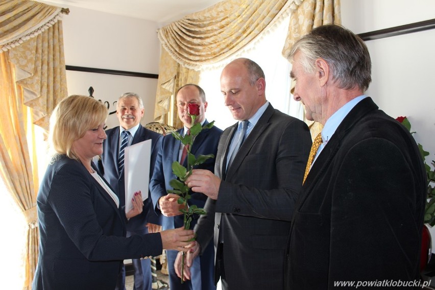 Nagrody Starosty Kłobuckiego z okazji Dnia Edukacji Narodowej FOTO