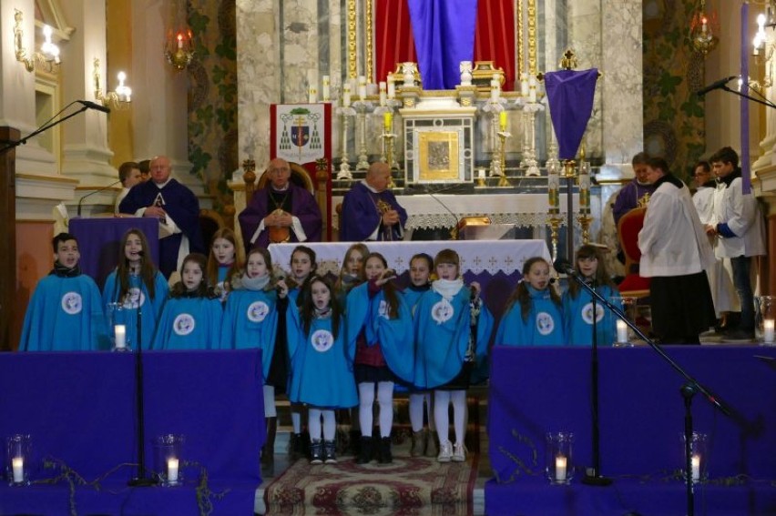 Przegląd Pieśni Pasyjnej i Pokutnej w Koziegłówkach