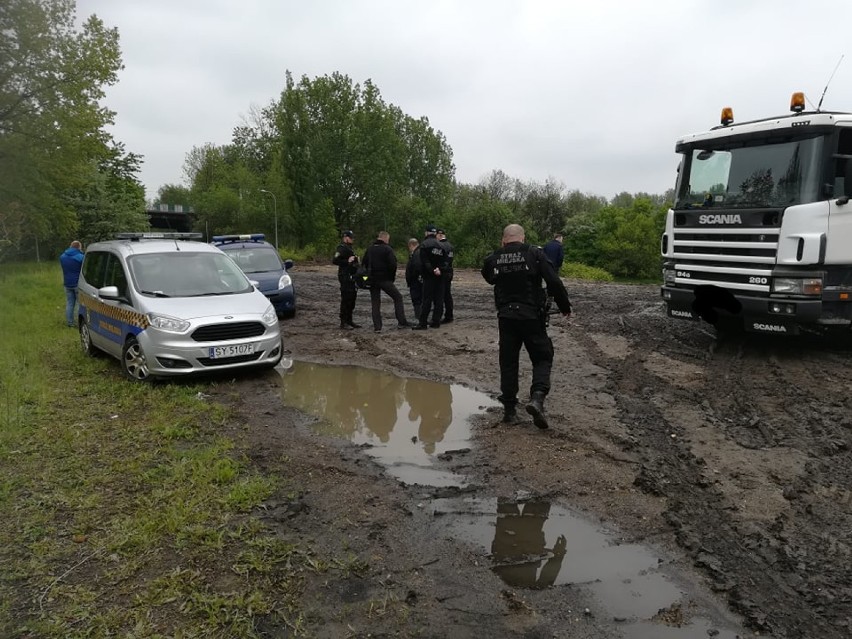 Nielegalny transport odpadów w Bytomiu