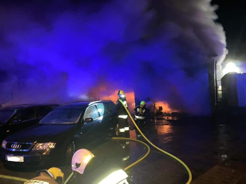 Pożar garażu w Maszewie. Strażacy znów w akcji