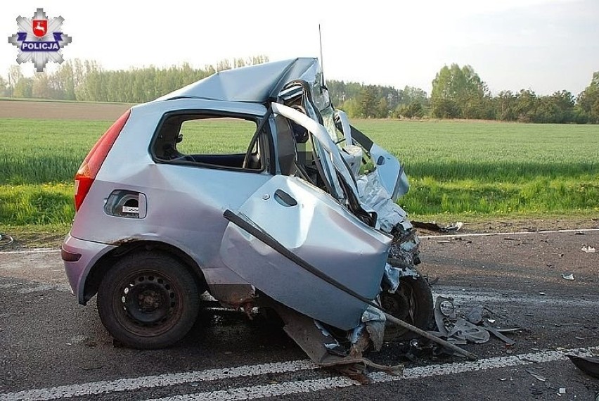 Wypadki na drogach woj. lubelskiego. Dwie osoby zginęły, kilka jest rannych