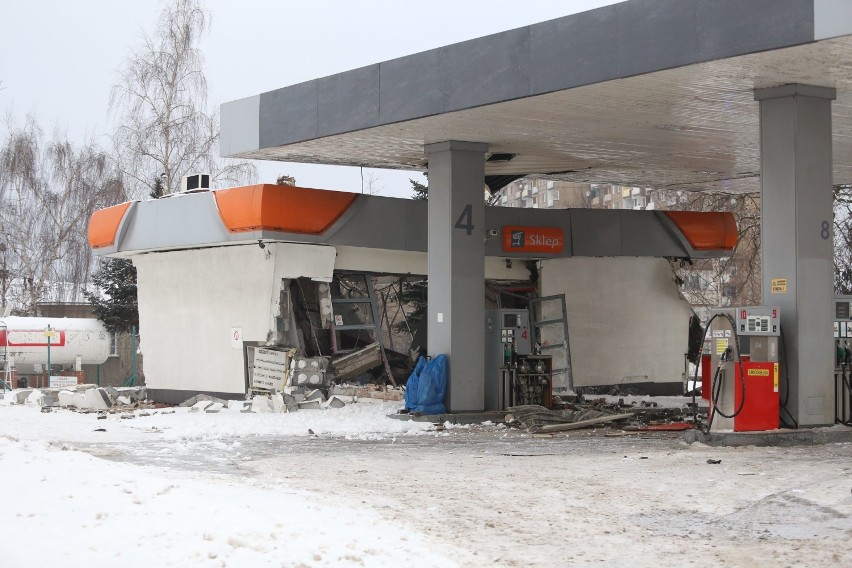 Wybuch na stacji benzynowej w Sosnowcu przy ul. Mieroszewskich. Zawaliła się część budynku, rannych jest dwoje pracowników