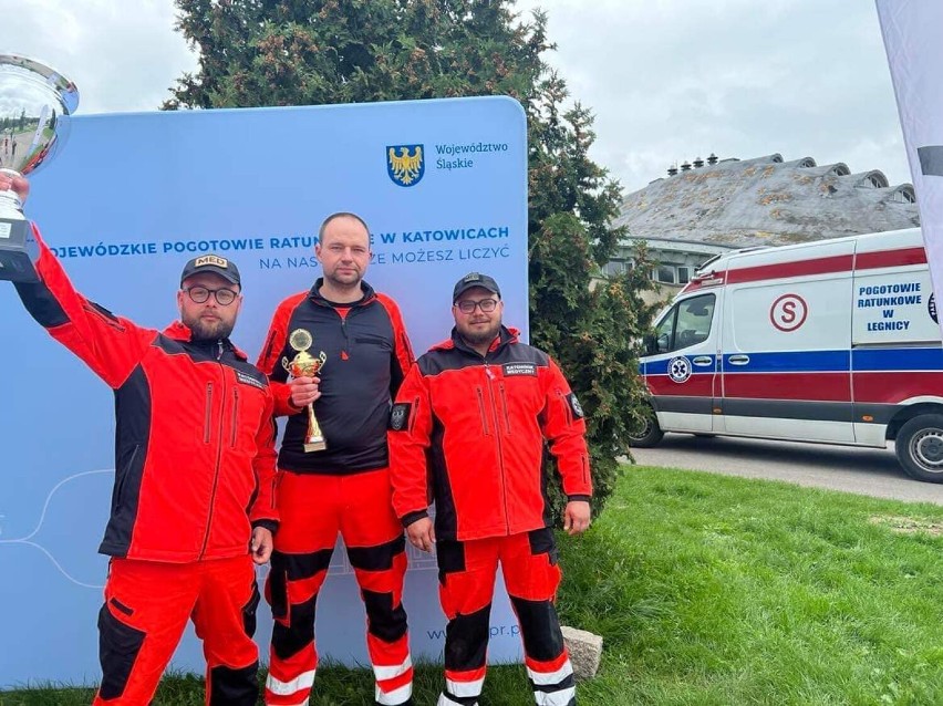 Ratownicy Pogotowia Ratunkowego w Legnicy zostali Mistrzami Polski w Ratownictwie Medycznym. Gratulujemy!