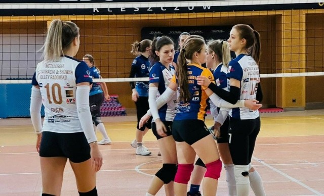 Siatkarki Volley Radomsko grały w turnieju SOLPARK CUP II