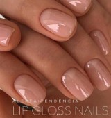 Modne paznokcie - znamy najważniejszy trend w manicure na nadchodzące miesiące [Lipgloss nails]