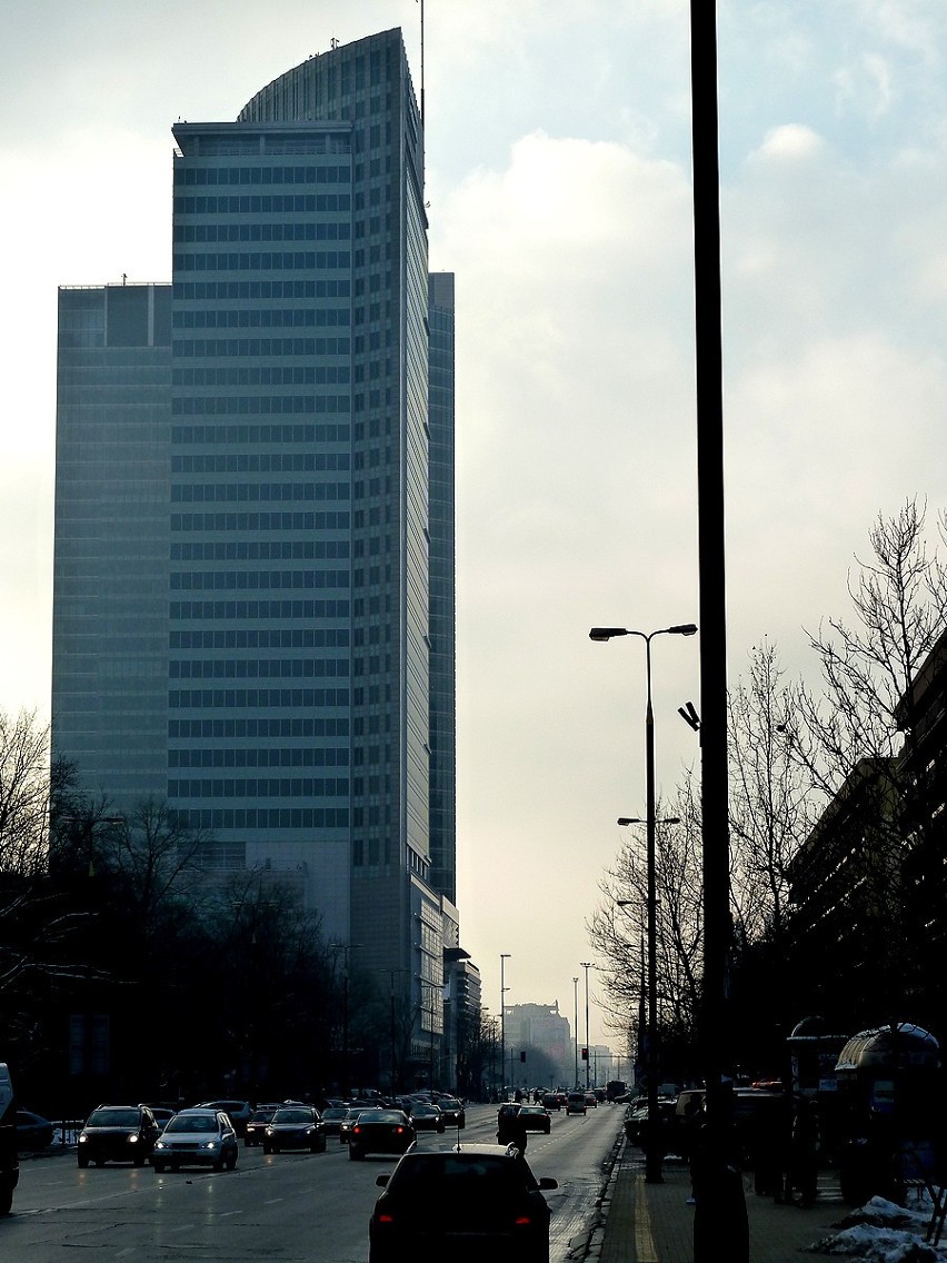 Warsaw Financial Center - wieżowiec o wysokości 165 metrów....
