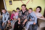 Komornik zabrał 500+ matce sześciorga dzieci z Rzucewa | ZDJĘCIA, WIDEO