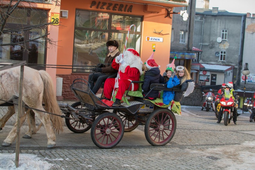 Święty Mikołaj odwiedził dzieci z Nowej Rudy