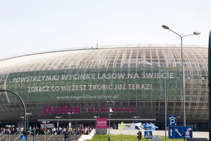 Dzień Ziemi w Krakowie. Odpalono licznik wylesień, rozdawano sadzonki