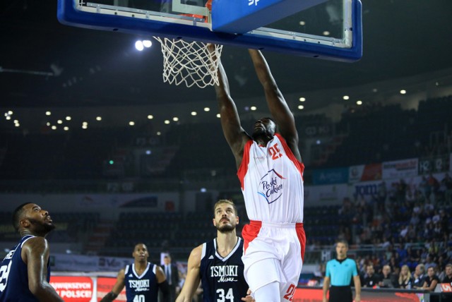 Koszykarze Polskiego Cukru Toruń wygrali z Tsmokami Mińsk aż 87:61 w pierwszym meczu eliminacyjnym Ligi Mistrzów. W sobotę rewanż w stolicy Białorusi.