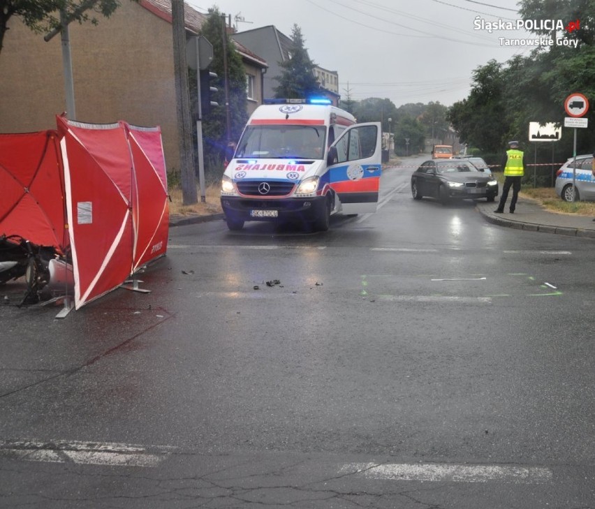 Tragiczny wypadek w Tarnowskich Górach. Zderzenie ciężarówki ze skuterem, 35-latka zginęła na miejscu 