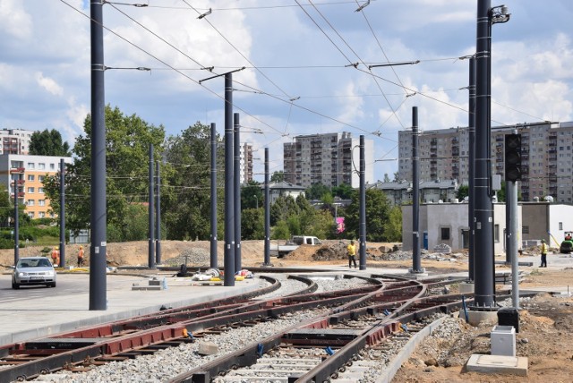 Budowa pętli tramwajowej w dzielnicy Północ w Częstochowie Zobacz kolejne zdjęcia. Przesuwaj zdjęcia w prawo - naciśnij strzałkę lub przycisk NASTĘPNE