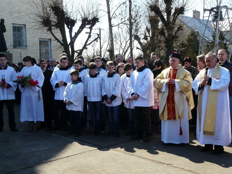Uroczystości katyńskie odbyły się w niedzielę w Dzierżawach