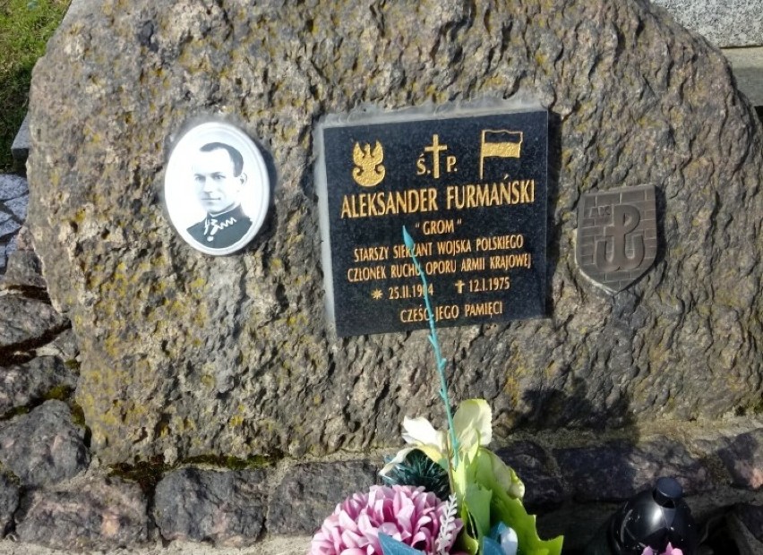 Grób Aleksandra Furmańskiego na Cmentarzu w Woli...