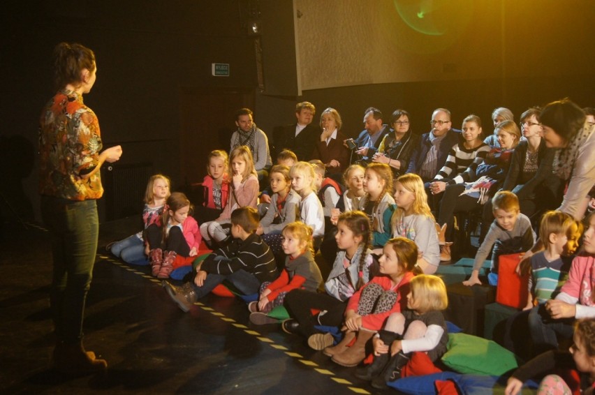 Teatr Polska w Radomsku. Spektakl "Ojczyzna" dla...