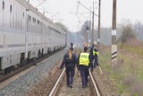 Tragiczny wypadek na torach pod Wrocławiem i paraliż na kolei. Odwołane i opóźnione pociągi