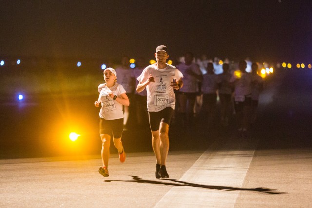 Bieg po gdańskim lotnisku Skywayrun w roku 2018