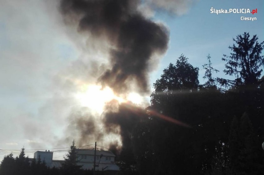 Wielki pożar hal w Chybiu. Policja zatrzymała czterech mężczyzn [ZDJĘCIA]