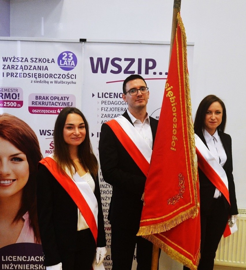 Wałbrzych: Rok akademicki 2019/2020 w WSZiP otwarty [ZDJĘCIA]