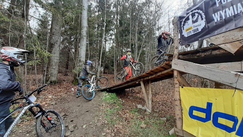 Trzeci dzień Doka Downhill City Tour w Ustroniu, tak jak dwa...