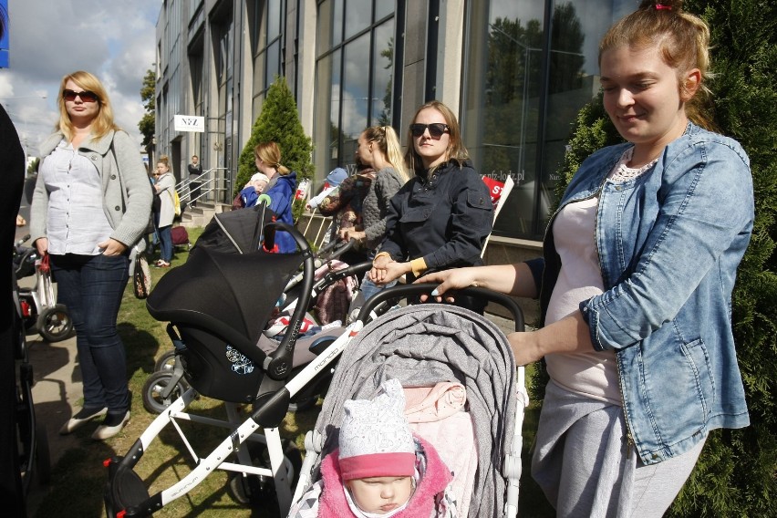 Protestowali w obronie szpitala Pro Familia w Łodzi [ZDJĘCIA]