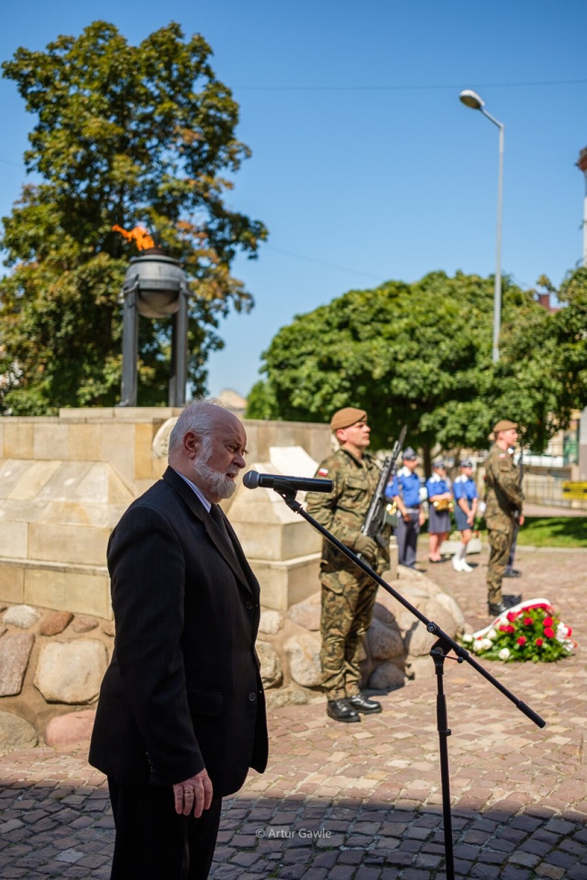 Tarnów świętował 103. rocznicę Cudu nad Wisłą. Obchody odbyły się m.in. przy Grobie Nieznanego Żołnierza, pomnikach Witosa i Piłsudskiego