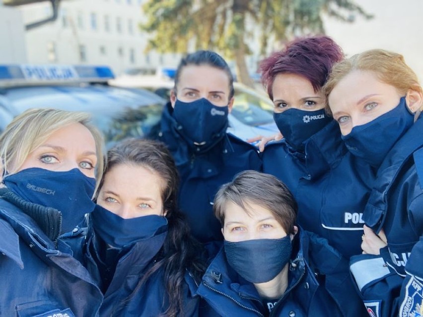 Kobiety wejherowskiej policji. Panie policjantki są komendantami, naczelnikami i kierownikami
