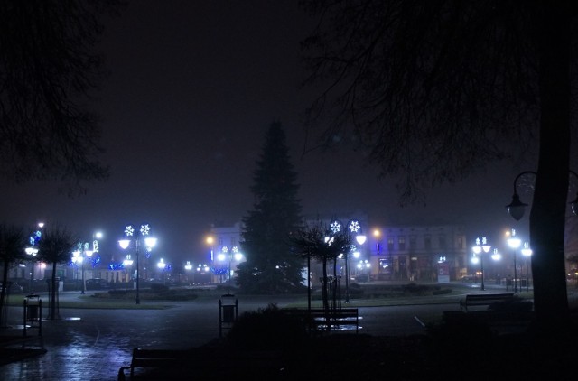 W Kruszwicy świąteczna iluminacja zdobi miejscowy Rynek, a także ulice prowadzące na osiedle Zagople