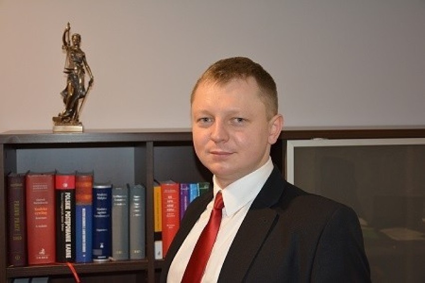Adwokat Michał Wiechecki, obrońca pracownika banku:-Mój...