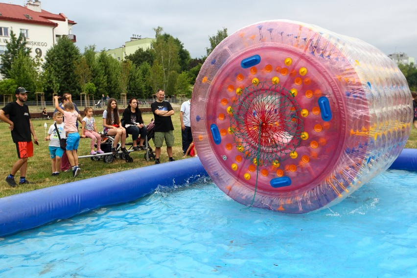 Pełen atrakcji piknik rodzinny "Powitanie lata" na osiedlu Krakowska Południe (FOTO)