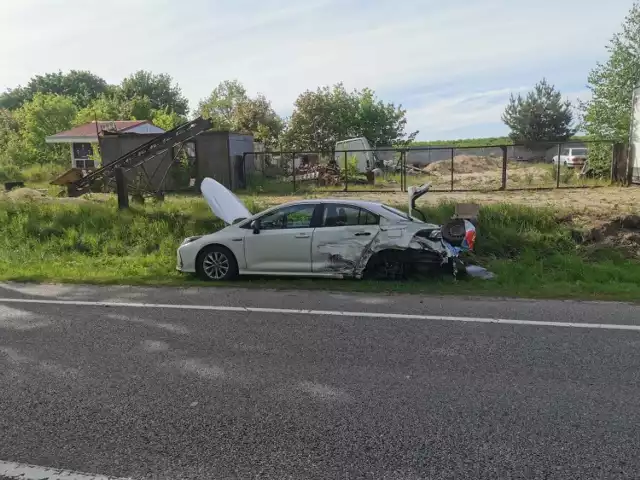 W środę (8.05.2024 r.) około godziny 16 doszło do wypadku na drodze krajowej nr 22. W miejscowości Zabagno (gm. Tczew), kierująca mazdą straciła panowanie nad kierownicą i uderzyła w toyotę. 