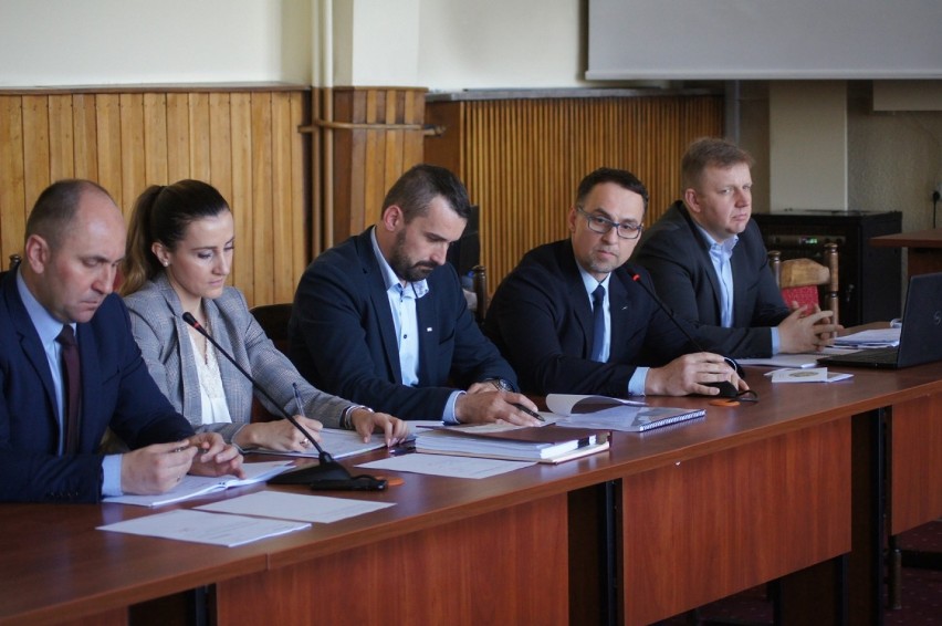 Posiedzenie komisji rozwoju w UM Radomska (18.04.2019)