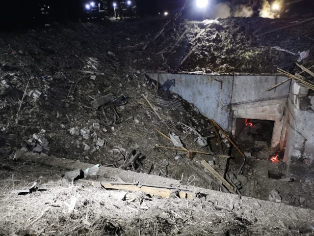 Miejsce wybuchu w zakładzie w Krupskim Młynie na granicy województw śląskiego i opolskiego.