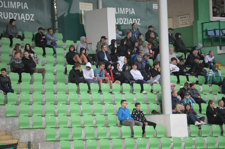 Kibice na meczu Olimpia Grudziądz - Warta Poznań