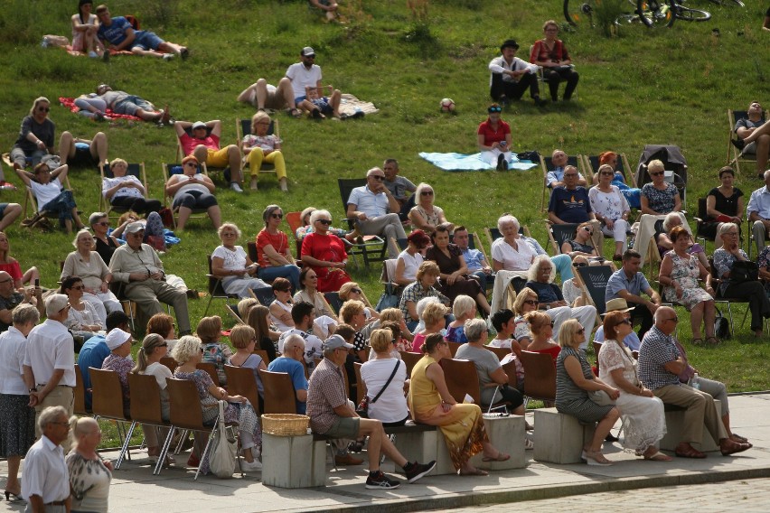 Piknik Chopinowski przy filharmonii znów zachwycił gorzowian [ZDJĘCIA]