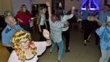Zabawa karnawałowa gospodyń z KGW z gminy Gniewino. Zobaczcie jak się bawiły podczas imprezy w Domu Sołeckim w Perlinie | ZDJĘCIA