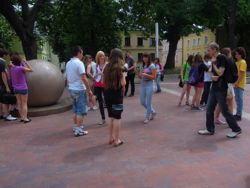 Mydlana inwazja - flashmob w Zamościu