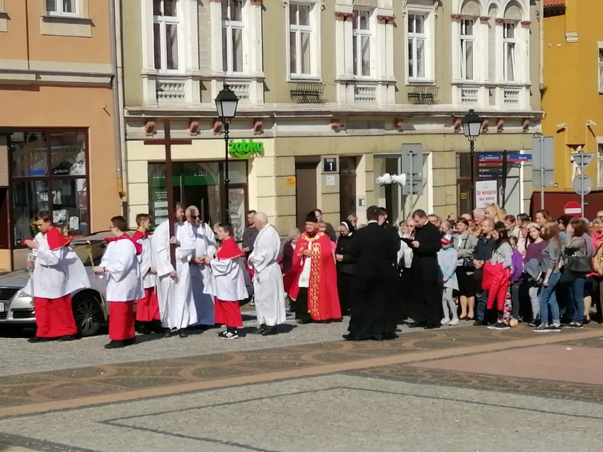 Wałbrzych: Droga Krzyżowa ulicami Śródmieścia