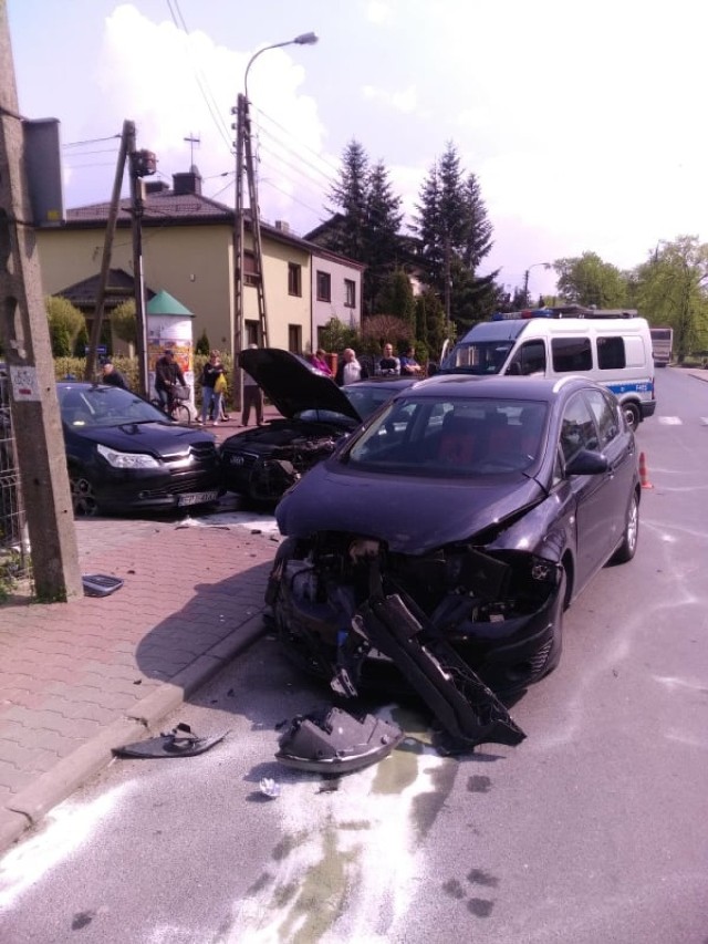 Wypadek przy ul. Modrzewskiego w Wolborzu